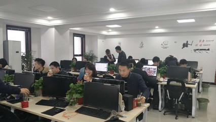 永兴万隆招聘【网络销售+客服专员】面试通过,还有培训哦!